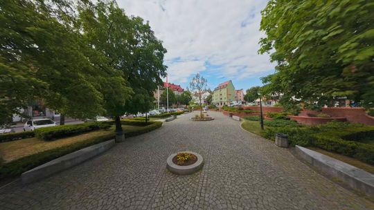 Słubickie parki z drona. Park z fontanną przy placu Przyjaźni