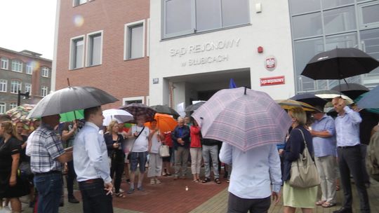Słubiczanie protestowali przeciwko zmianom reformy sądwonictwa 