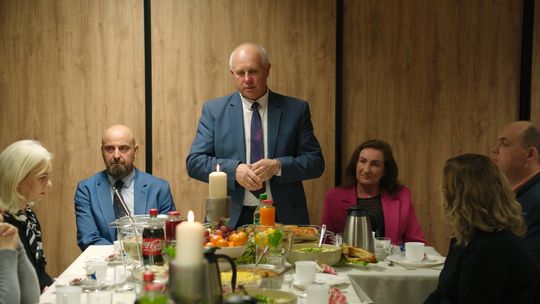 Spotkanie wigilijne Sołtysów w Szumiącej - Gmina Miedzyrzecz Spotkanie wigilijne Sołtysów w Szumiącej - Gmina Miedzyrzecz