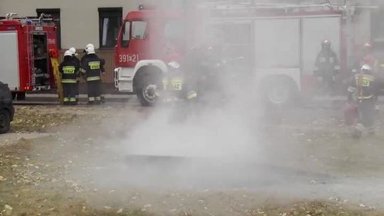 STRAŻ POŻARNA, POLICJA I EWAKUACJA URZĘDU MIEJSKIEGO.