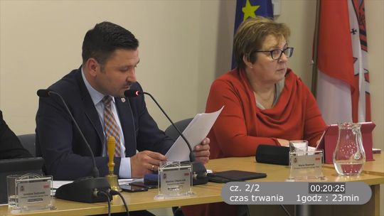 Stypendia sportowe i nagrody pieniężne dla kogo? Stypendia sportowe i nagrody pieniężne dla kogo?