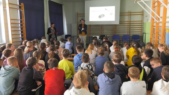 "Supermoce naszych zwierząt" - zajęcia dla uczniów w SP 1 Słubice