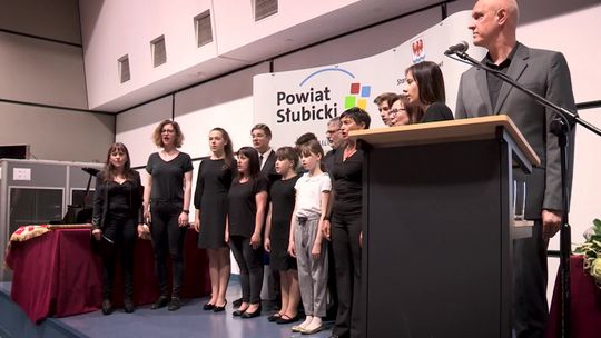 Sztandar powiatu i medale starosty w przeddzień wielkiej rocznicy!  