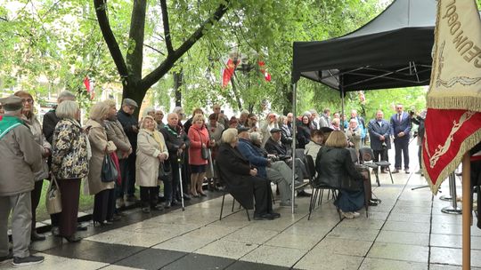 Tablica pamięci Zbyszko Piwońskiego odsłonięta
