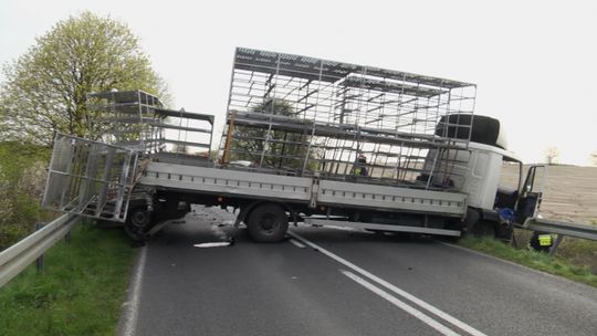 Tragiczny wypadek pod Serbowem - 2 osoby nie żyją ! 