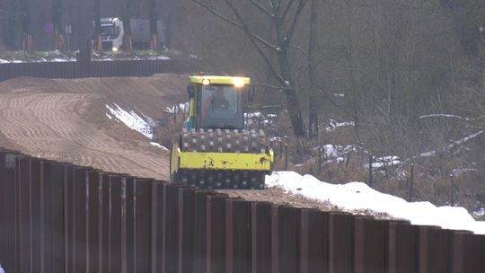 Trwa budowa wałów przeciwpowodziowych wokół naszego  miasta