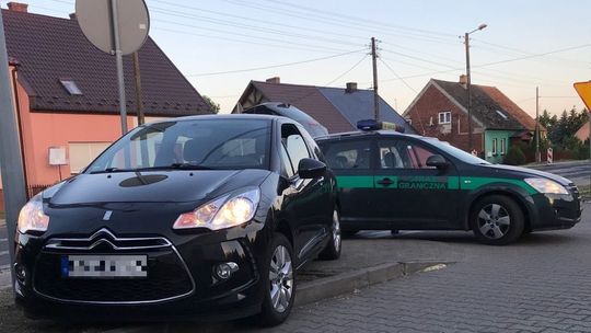 Trzy skradzione auta odzyskane w ciągu kilku godzin przez Straż Graniczną