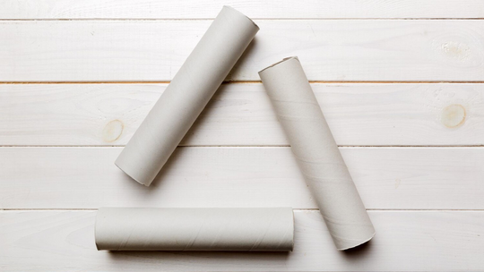 Tuleje tekturowe do folii stretch - niepozorny element, który gwarantuje bezpieczny transport i magazynowanie