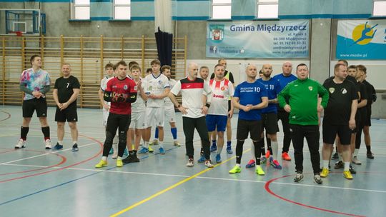 Turniej piłki halowej o Puchar Starosty - WOŚP Międzyrzecz Turniej piłki halowej o Puchar Starosty - WOŚP Międzyrzecz