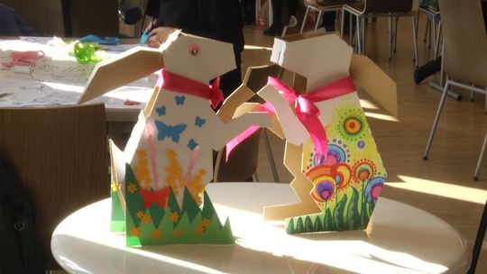 W Galerii OKNO przystrajali Wielkanoc