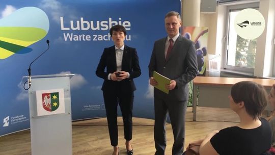 WIADOMOŚCI Z "REGIONU" PRZEGLĄD MIESIĄCA WIADOMOŚCI Z "REGIONU" PRZEGLĄD MIESIĄCA