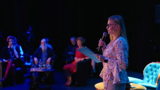 Wieczór poetycki w miejskiej bibliotece publicznej w Skwierzynie