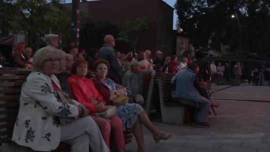 Winobraniowa różnorodność muzyczna na Placu Teatralnym