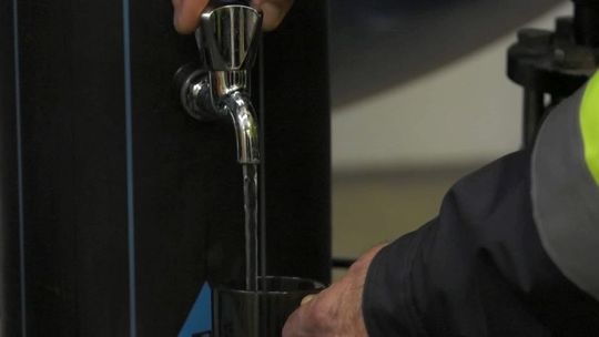 Woda z publicznego wodociągu jest już zdatna do picia Woda z publicznego wodociągu jest już zdatna do picia