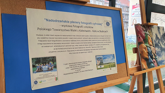 Wystawa „Nadodrzańskie plenery fotografii cyfrowej” w słubickiej bibliotece