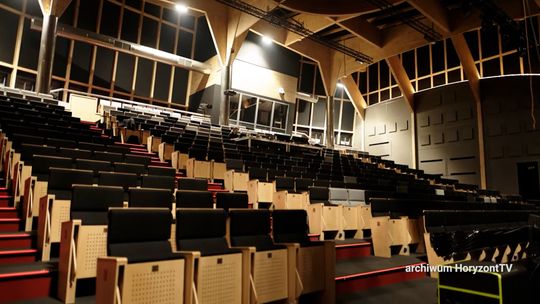 Wzrost cen wynajmu sal Collegium Polonicum oburzył Radę Miejską w Słubicach