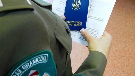 Zatrzymani z wyłudzonymi wizami Zatrzymani z wyłudzonymi wizami