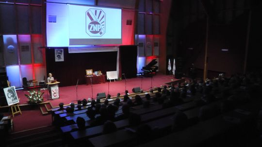 "Związek Nauczycielstwa Polskiego a 100-lecie niepodległej Polski”,