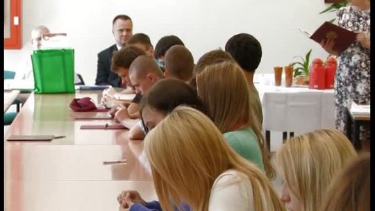 ŻYWA LEKCJA HISTORII ŻYWA LEKCJA HISTORII