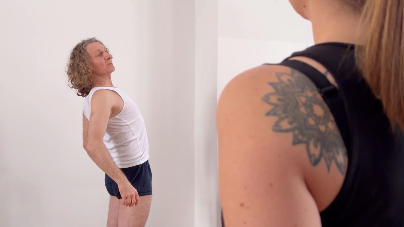 Chwila wyciszenia na zajęciach jogi w Sulechowie