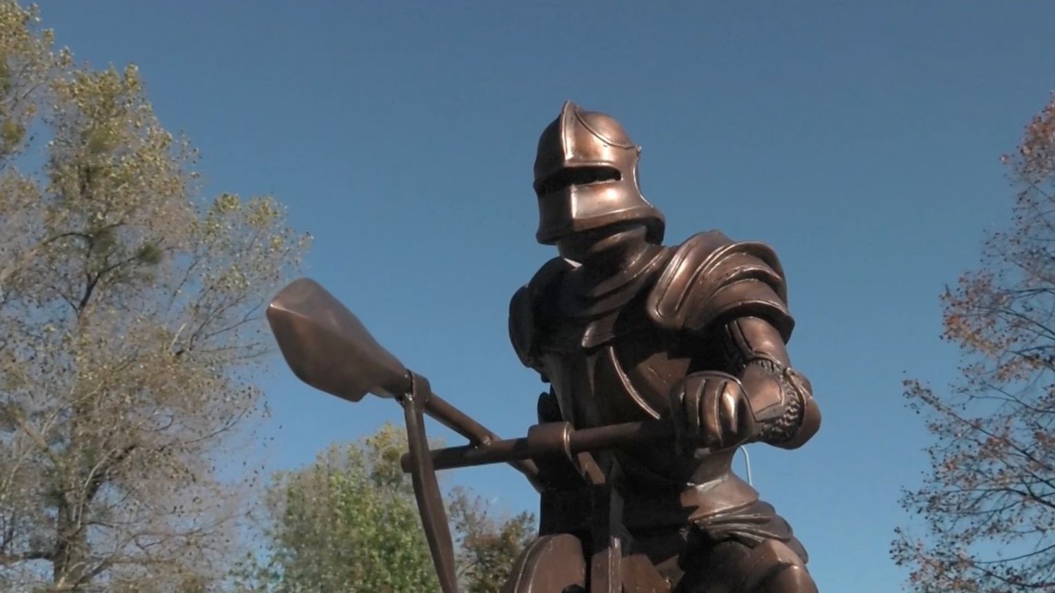 Figurka Suleszka powróciła na swoje miejsce!