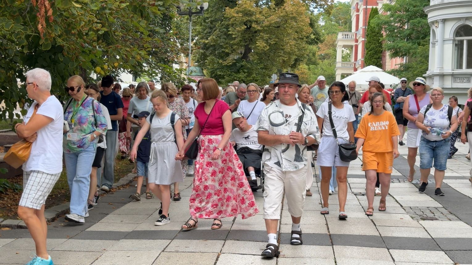 Jak radzić sobie podczas upałów? Mieszkańcy zdradzają swoje sposoby