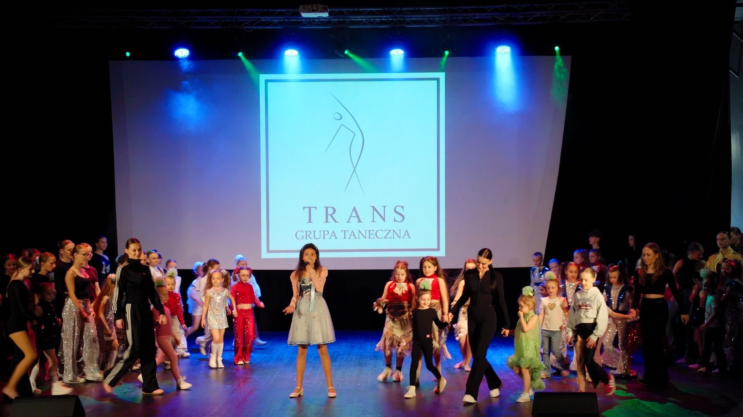 Koncert charytatywny dla Julii w Skwierzynie w ramach akcji Dzieci Dzieciom