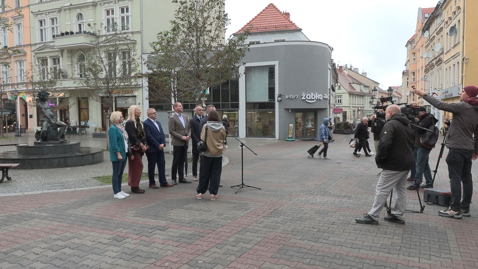 Konferencja prasowa dotycząca wizyty Książula na Winobraniu.
