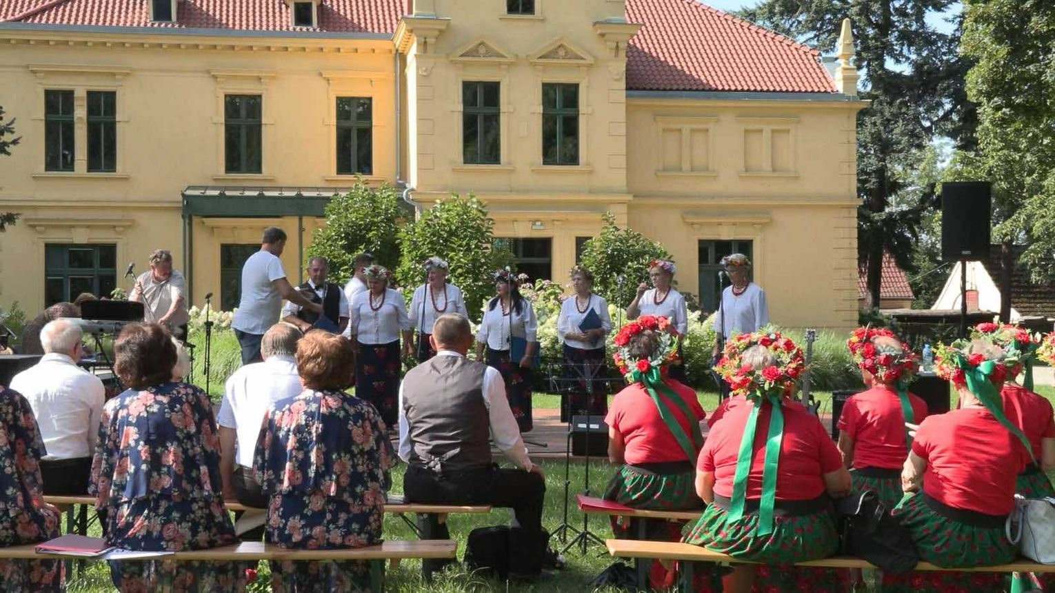 Ludowe brzmienia w Kisielinie – IV Festiwal Zespołów Śpiewaczych za nami