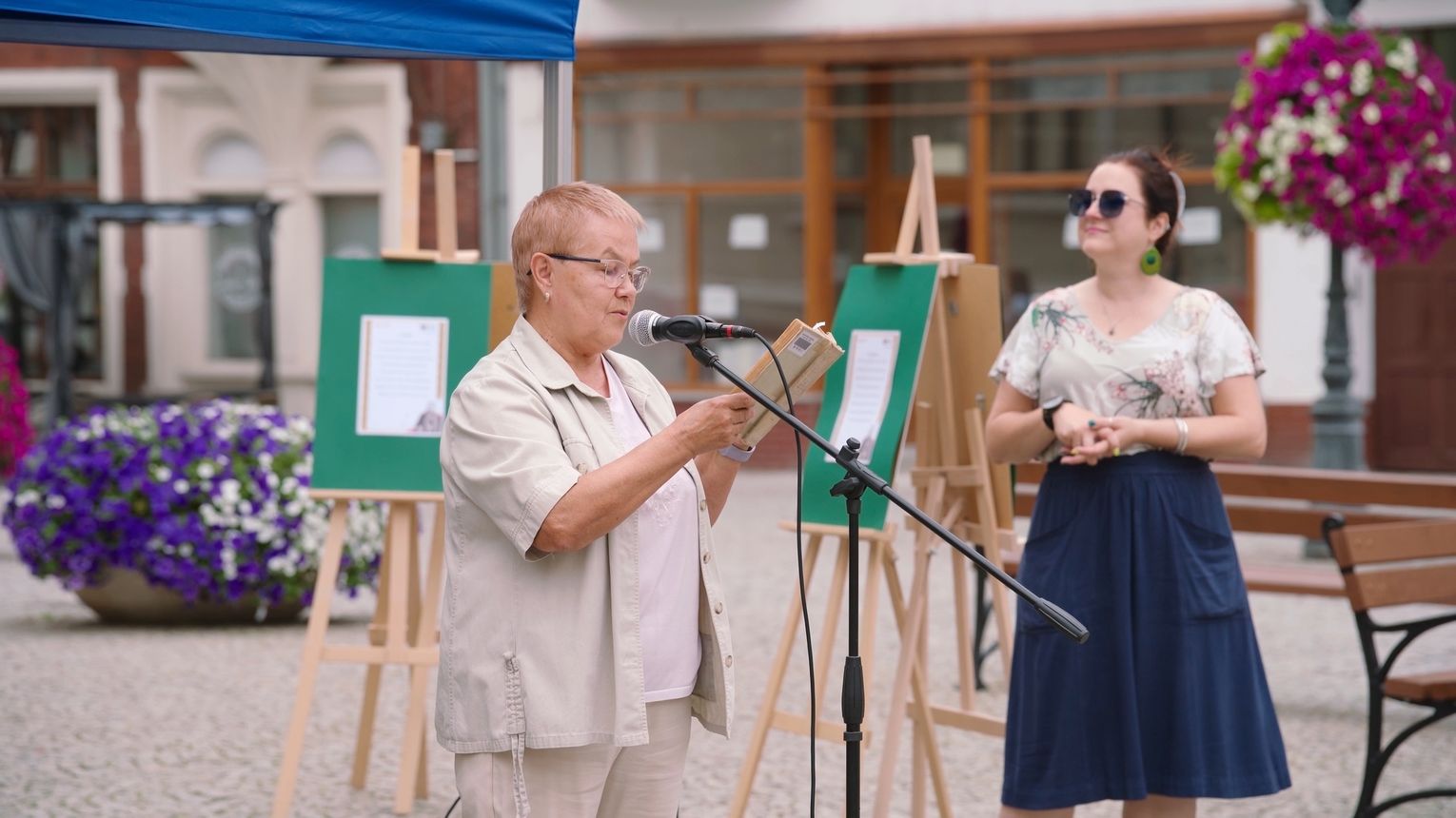 Narodowe czytanie w Świebodzinie - poezja Jana Kochanowskiego