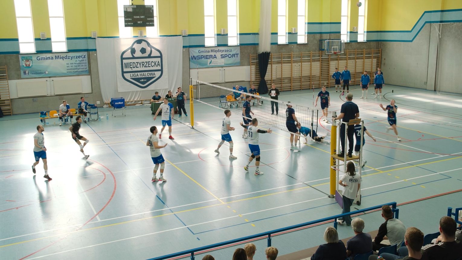 Siatkarskie starcie As Słubice vs Orzeł Międzyrzecz w hali MOSiW