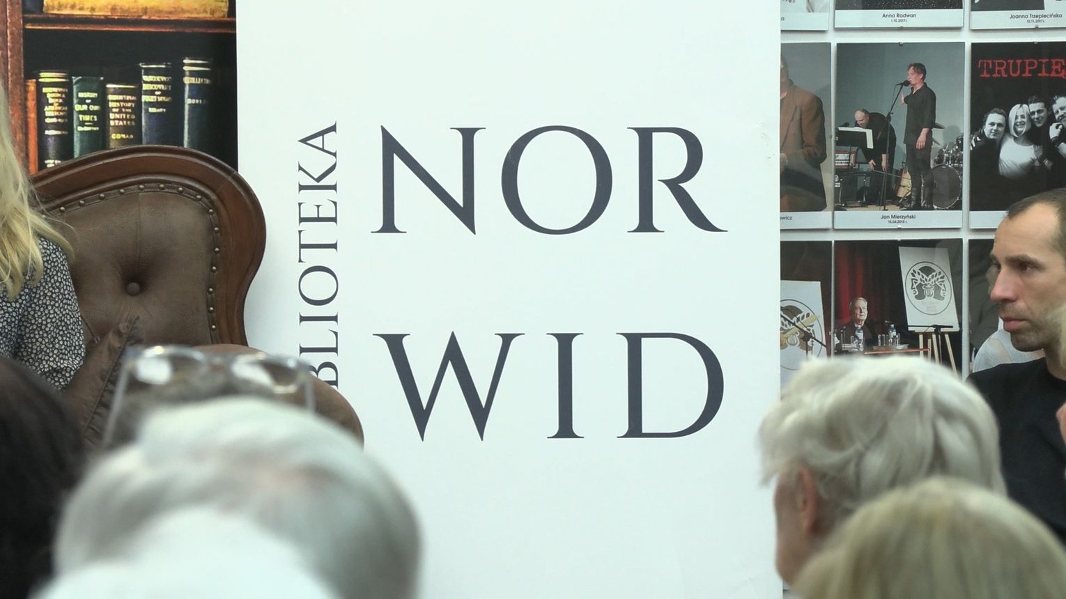 Spotkanie o higienie snu z Piotrem Kamratem w Bibliotece Norwida