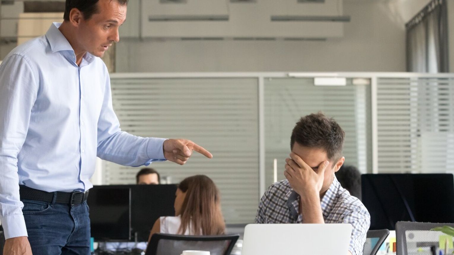 To nam się nie podoba w naszych szefach A jaki powinien być?