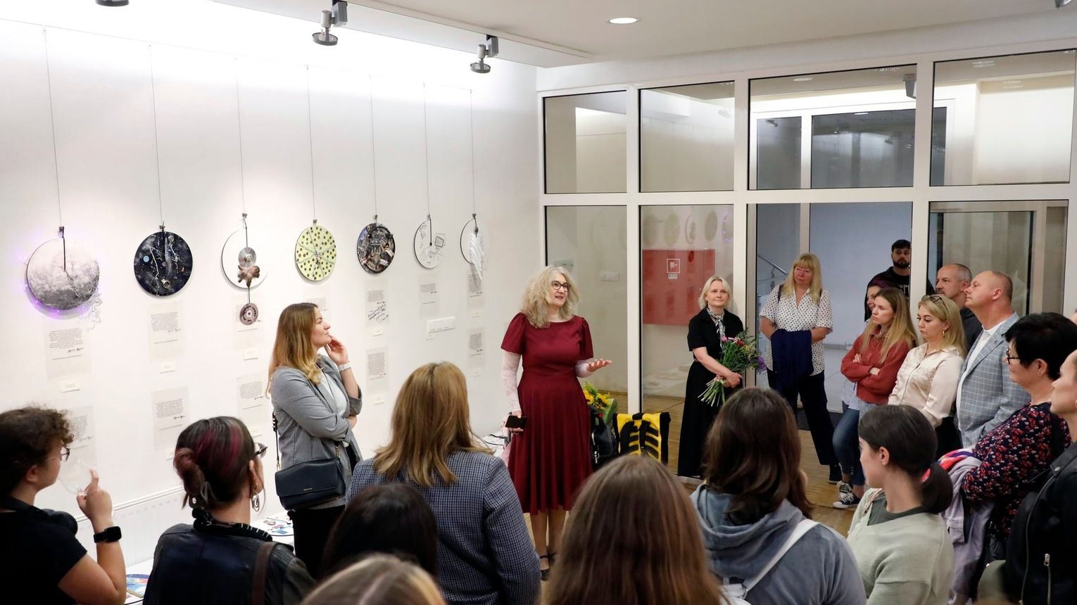 Wernisaż „Czas - frazeologia i wyobraźnia” w Galerii Małej