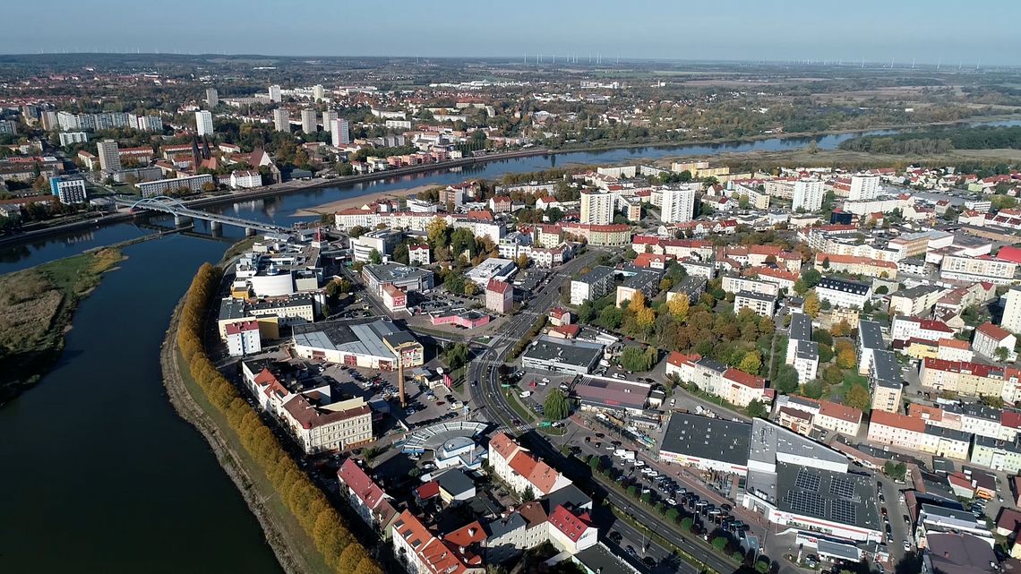 Apele Burmstrza Słubic i Starosty Słubickiego do Wojewody Lubuskiego