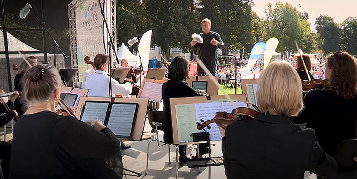 "Brzemienie Lata - Klasyka w Parku" i Brandenburska Orkiestra Państwowa