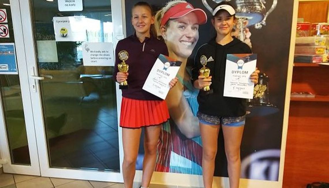 Dominika Podhajecka dwa razy na podium na rozpoczęcie sezonu halowego w Puszczykowie! 