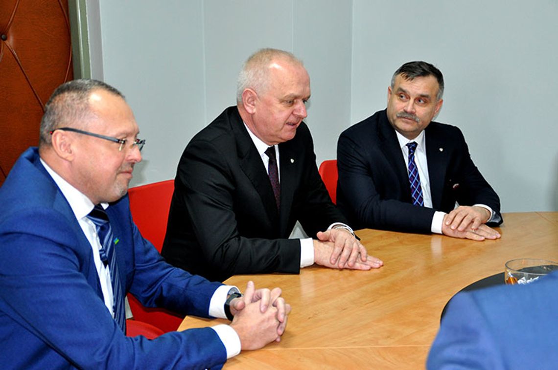 Gmina Słubice stara się o kupno terminala w Świecku Gmina Słubice stara się o kupno terminala w Świecku