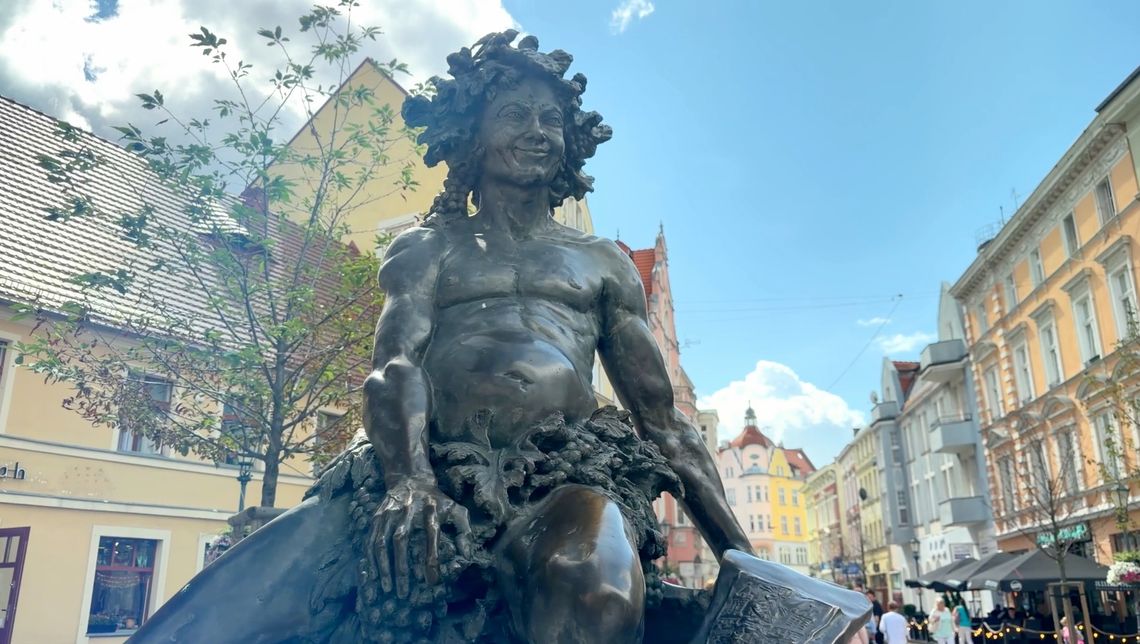 Jak mieszkańcy Zielonej Góry oceniają program tegorocznego Winobrania? - sonda uliczna Jak mieszkańcy Zielonej Góry oceniają program tegorocznego Winobrania? - sonda uliczna