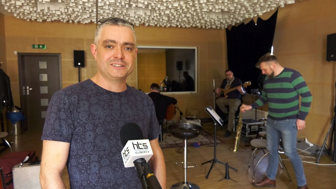 Jarosław Pikuła z zespołem nagrywa w SMOKu Jarosław Pikuła z zespołem nagrywa w SMOKu