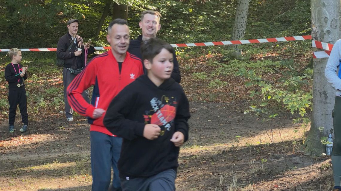 Memoriał Biegowy Piotra Kiedrowicza połączył sport, wspomnienia i pomoc dla hospicjum