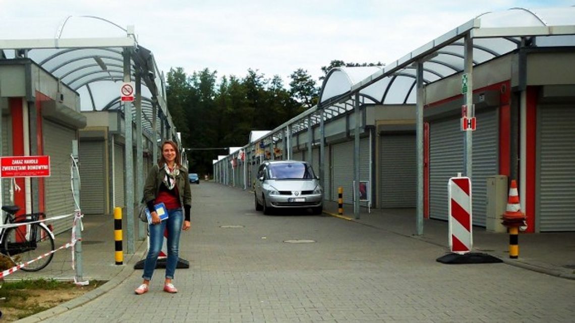 Młoda Polka z Holandii zgłębia historię bazaru w Słubicach