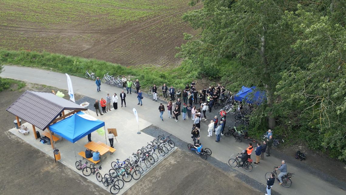 Nowa ścieżka rowerowa z Kiełcza do granicy gminy Bytom Odrzański już otwarta