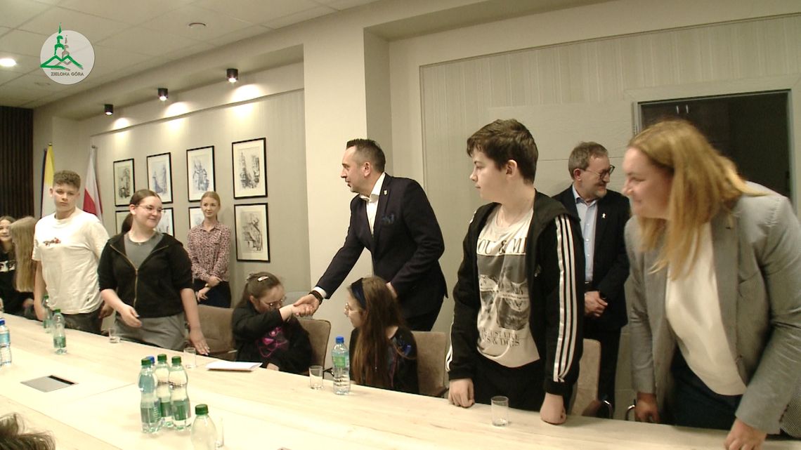 Ósmoklasiści z wizytą w Urzędzie Miasta Zielona Góra