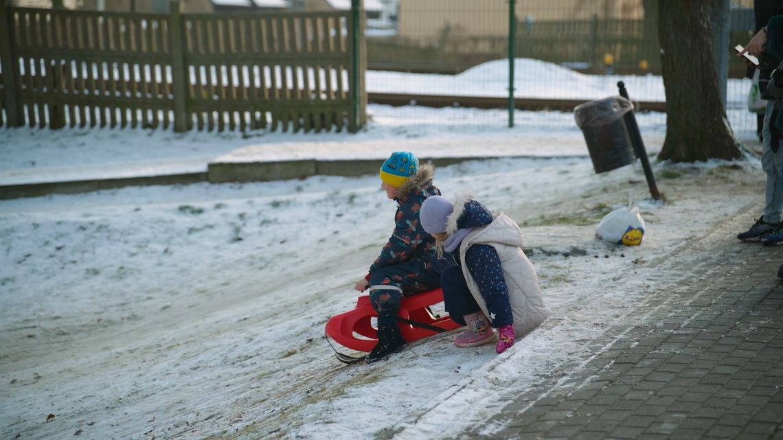 Pierwszy śnieg i zimowy klimat w Skwierzynie Pierwszy śnieg i zimowy klimat w Skwierzynie