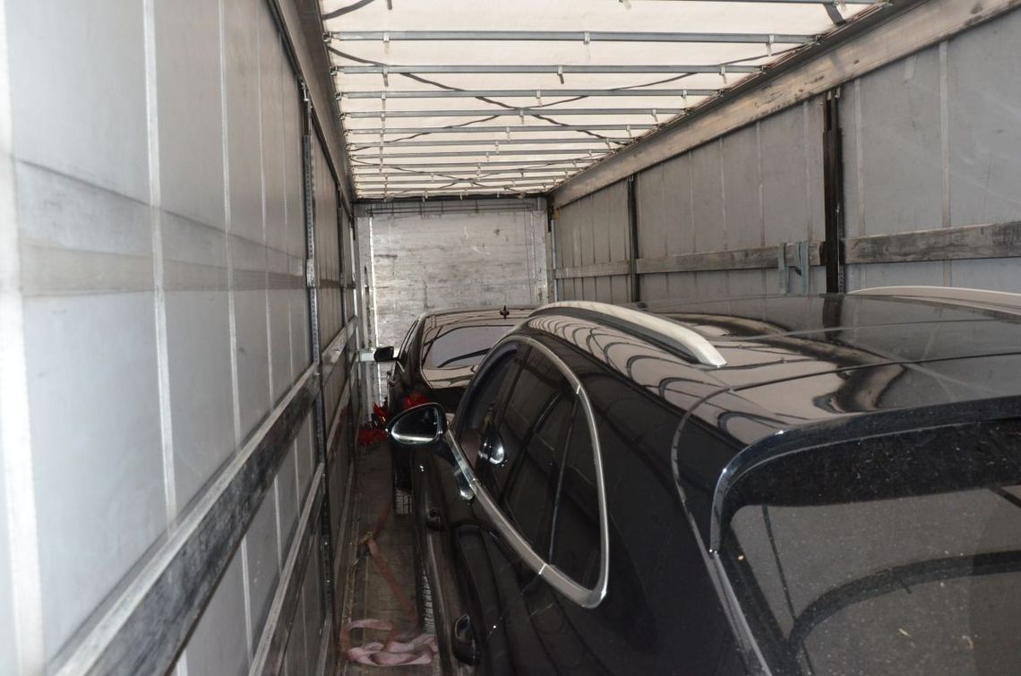 PONAD MILION ZŁOTYCH W CIĘŻARÓWCE [aktualizacja materiału] VIDEO