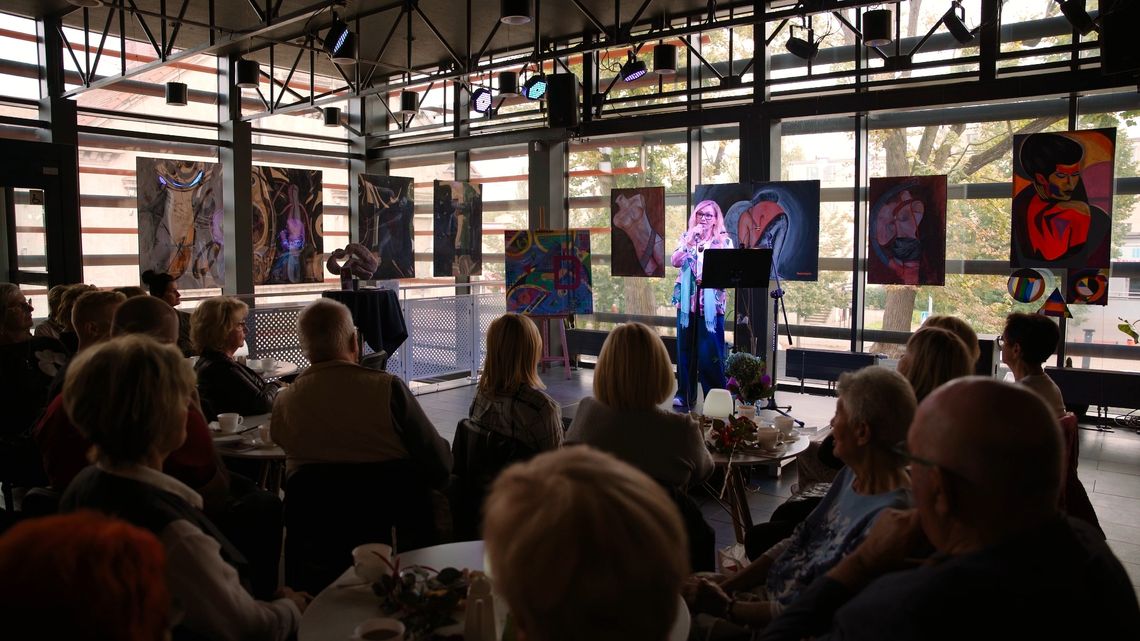 Recital Danuty Urbańskiej - "Kobieta w kolorach ciszy" w Świebodzińskim Domu Kultury
