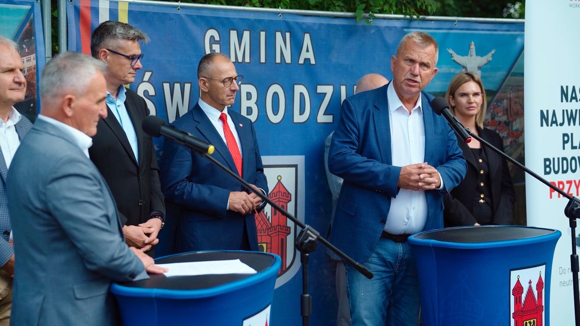 Ruszyła budowa nowej trasy rowerowej łączącej Świebodzin, Ługów i Chałupczyn