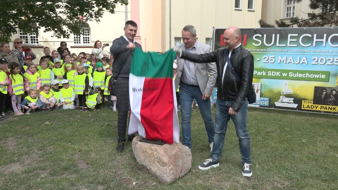 Suleszek znów w centrum uwagi – nowy posążek odsłonięty w Sulechowie