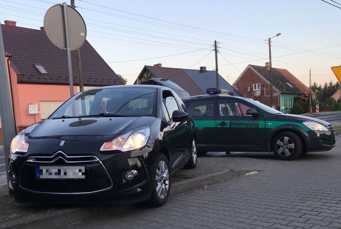Trzy skradzione auta odzyskane w ciągu kilku godzin przez Straż Graniczną Trzy skradzione auta odzyskane w ciągu kilku godzin przez Straż Graniczną